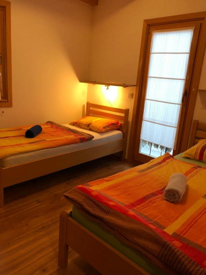 Apartmaji Zlata Lisicka Церкно Екстериор снимка